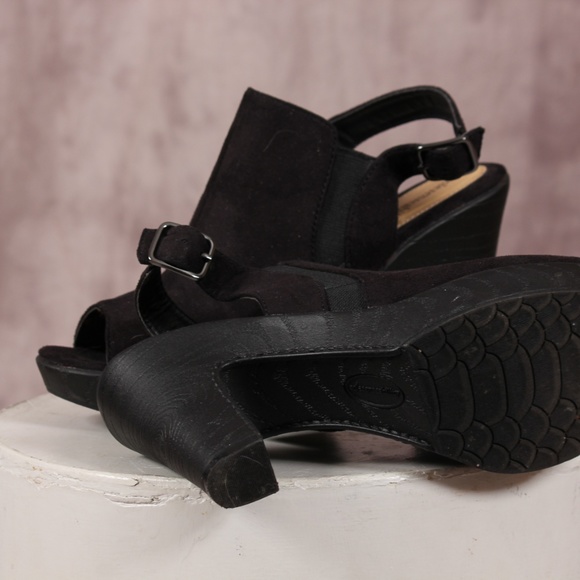 🌼 3/$25 sole Sensibility Black Platform Heel - Picture 5 of 7